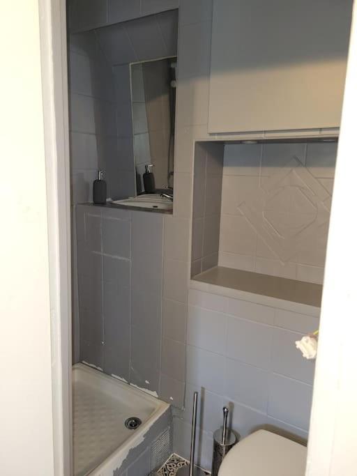 Fully Equipped Apartment 2 To 4 Beds Marseille Exteriör bild